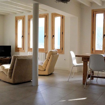 Appartement Avec Vue Et Jardin Formigueres Exterior photo