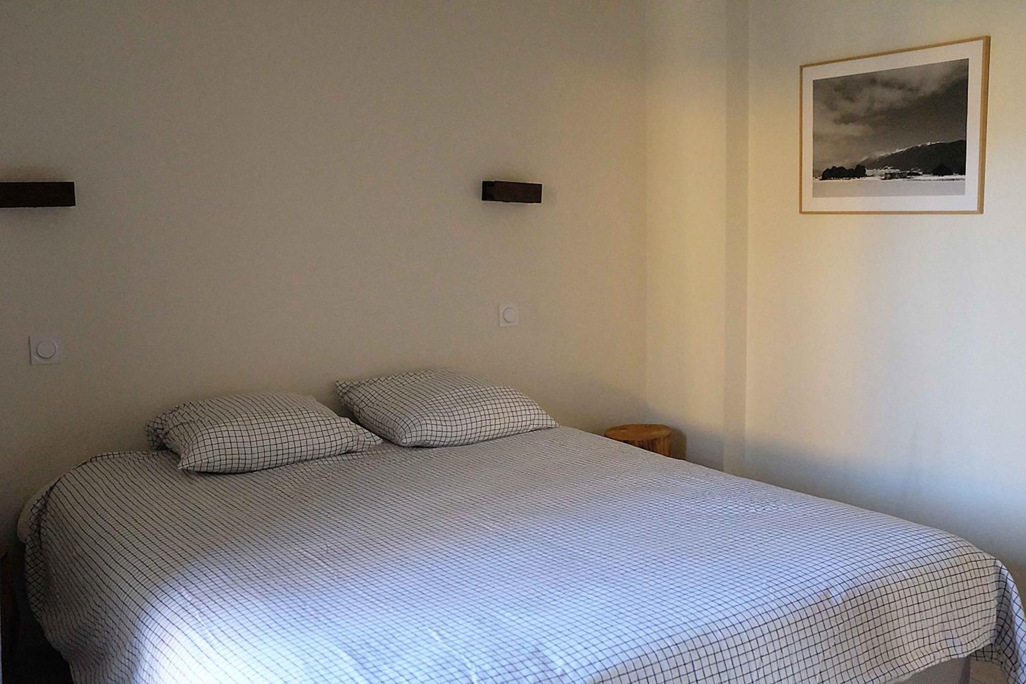 Appartement Avec Vue Et Jardin Formigueres Exterior photo